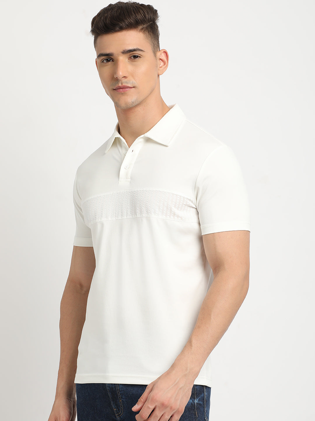 Men White Solid Slim Fit Polo Neck T-Shirt